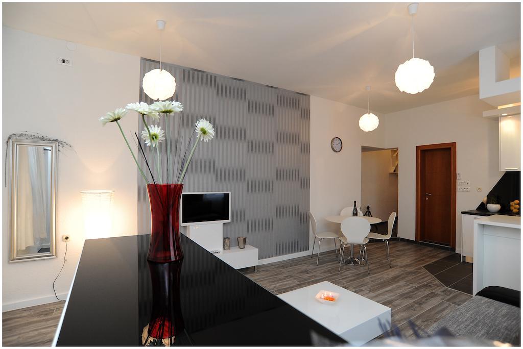 Guest House D&G -I Apartment & Room Zadar Room photo