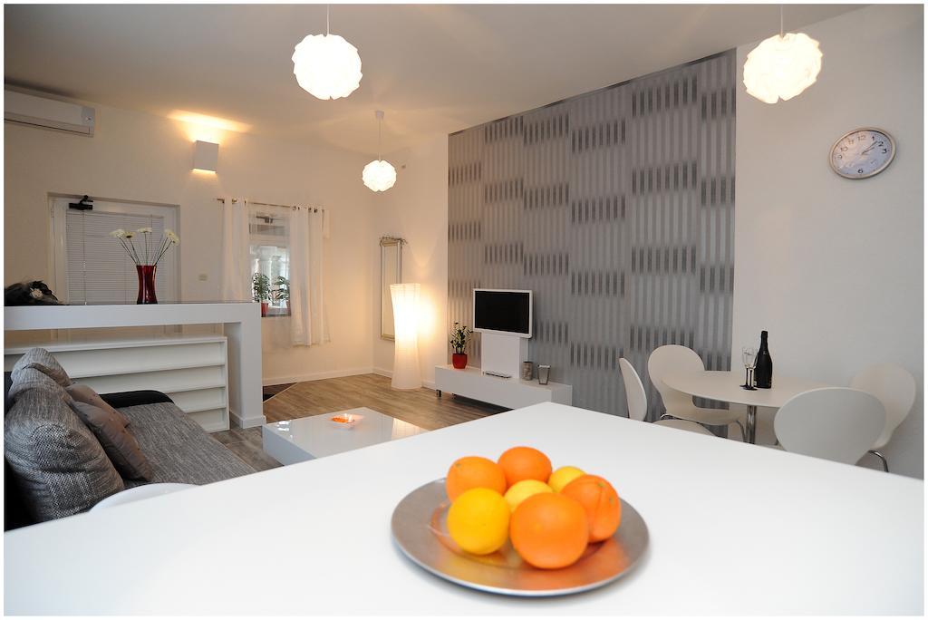 Guest House D&G -I Apartment & Room Zadar Room photo